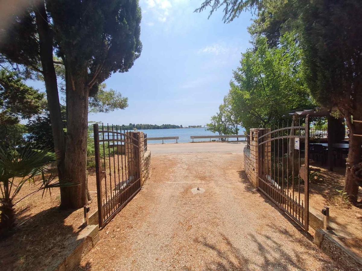 Apartments Bianca Lovrečica エクステリア 写真